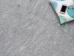 Granitplatte Nahaufnahme mit Kissen