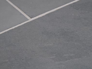 Schiefer-Fliesen Grey Slate Detailaufnahme mit heller Fuge